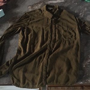 SPLENDID BUTTON DOWN